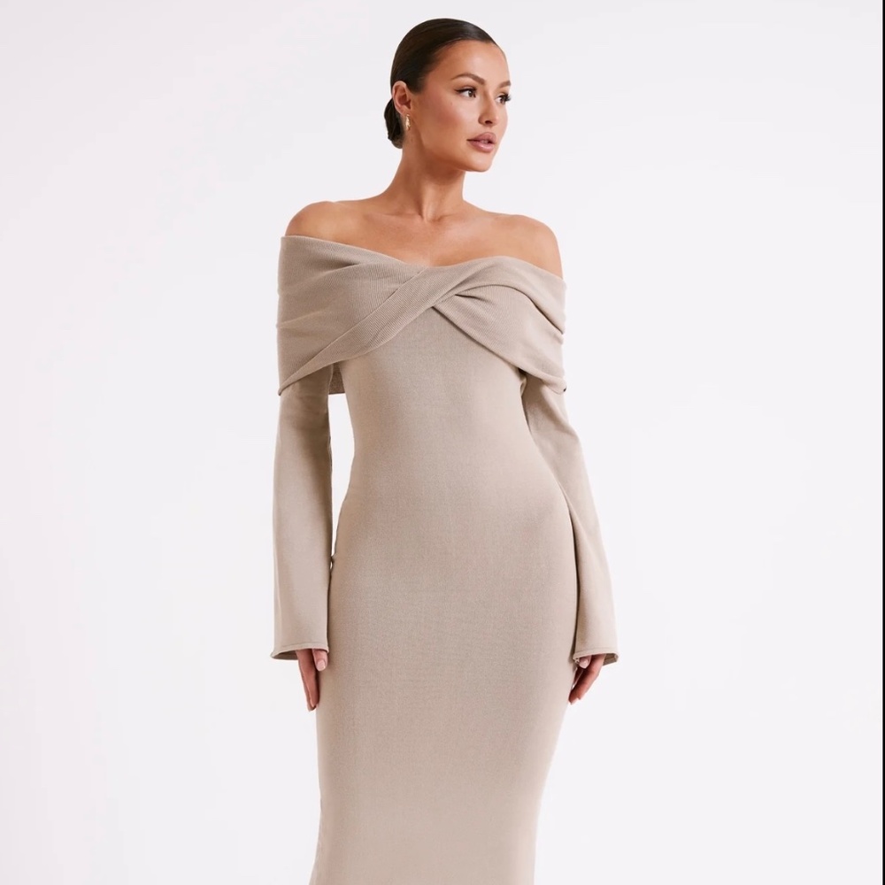 MESHKI TAUPE DRESS - Picture 1 of 4